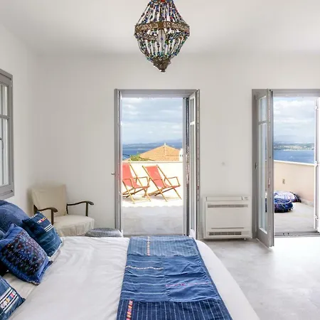 Maison Suisse With Sea View In * Спетсес